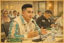 manusia senayan - Hidayattollah